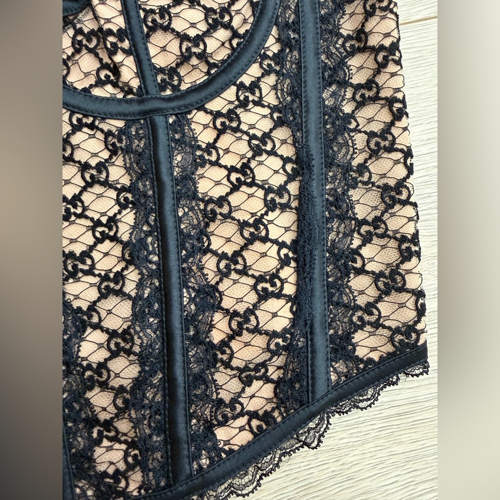 Gucci GG Net Corset Black Nude Lace All Over Logo Bustier Lace Shirt Top Medium - Picture 4 of 16